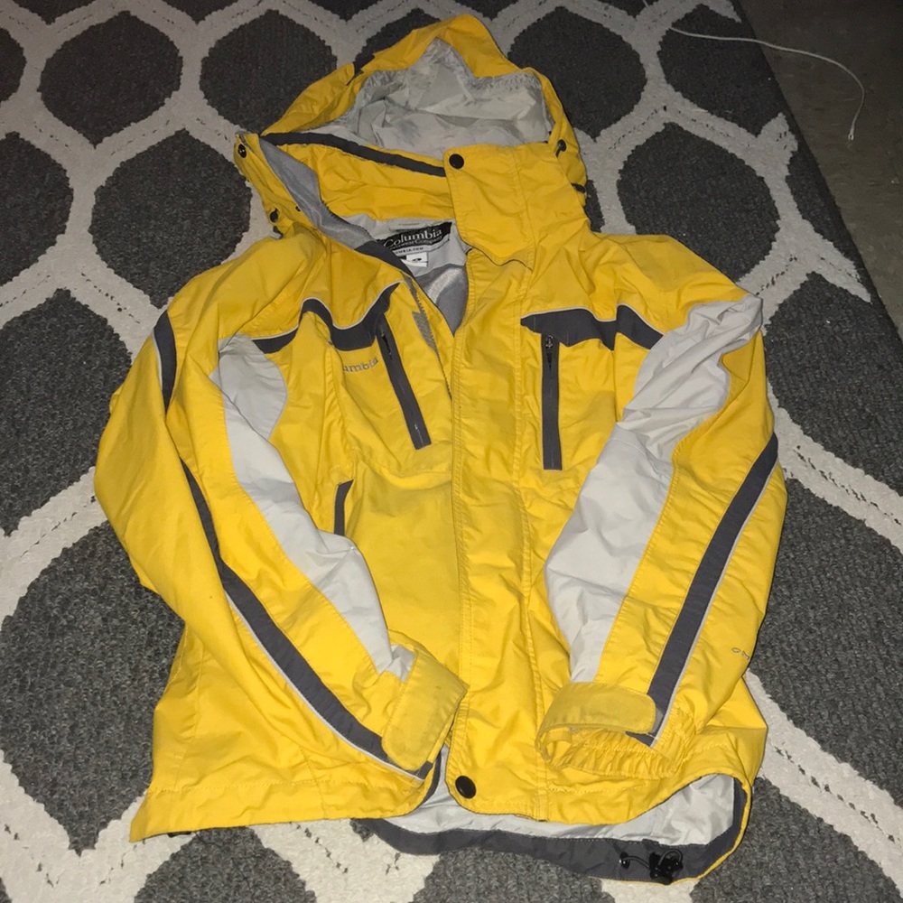 Columbia outer shell jacket. Small men's